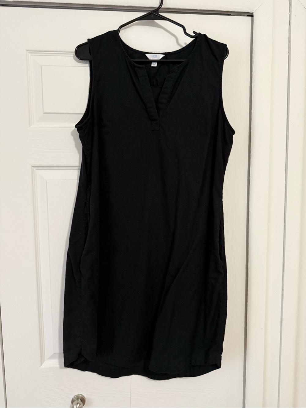 Black linen shift dress